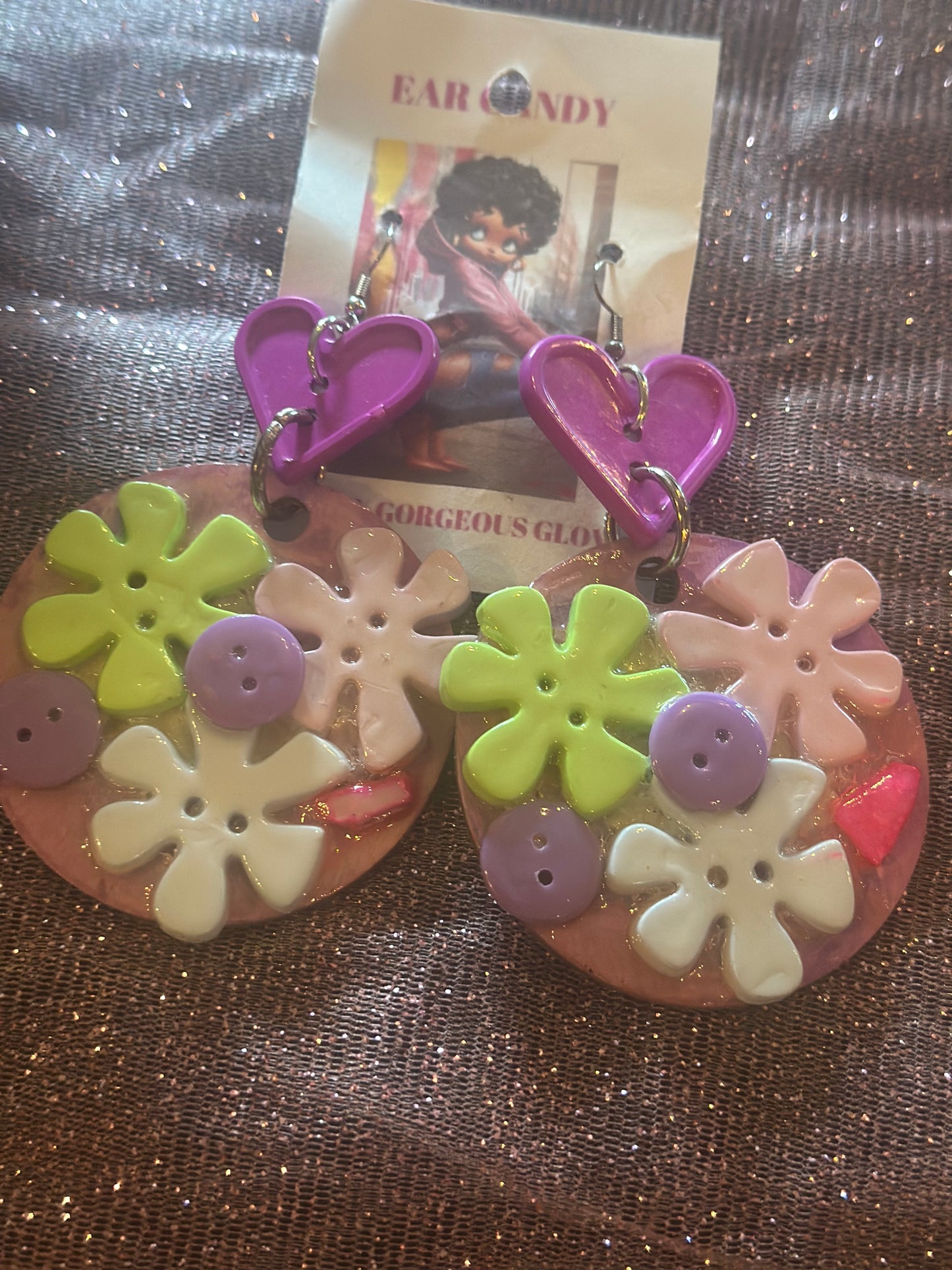 BUTTON UP EAR CANDY