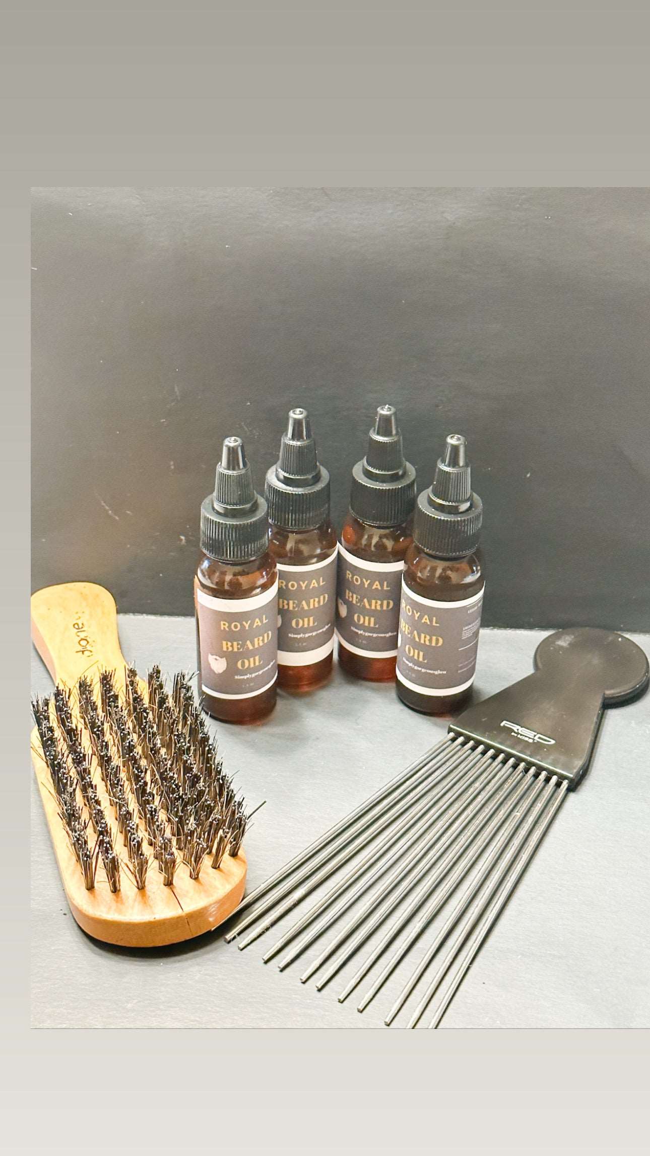 ROYAL BEARD GROWTH OIL