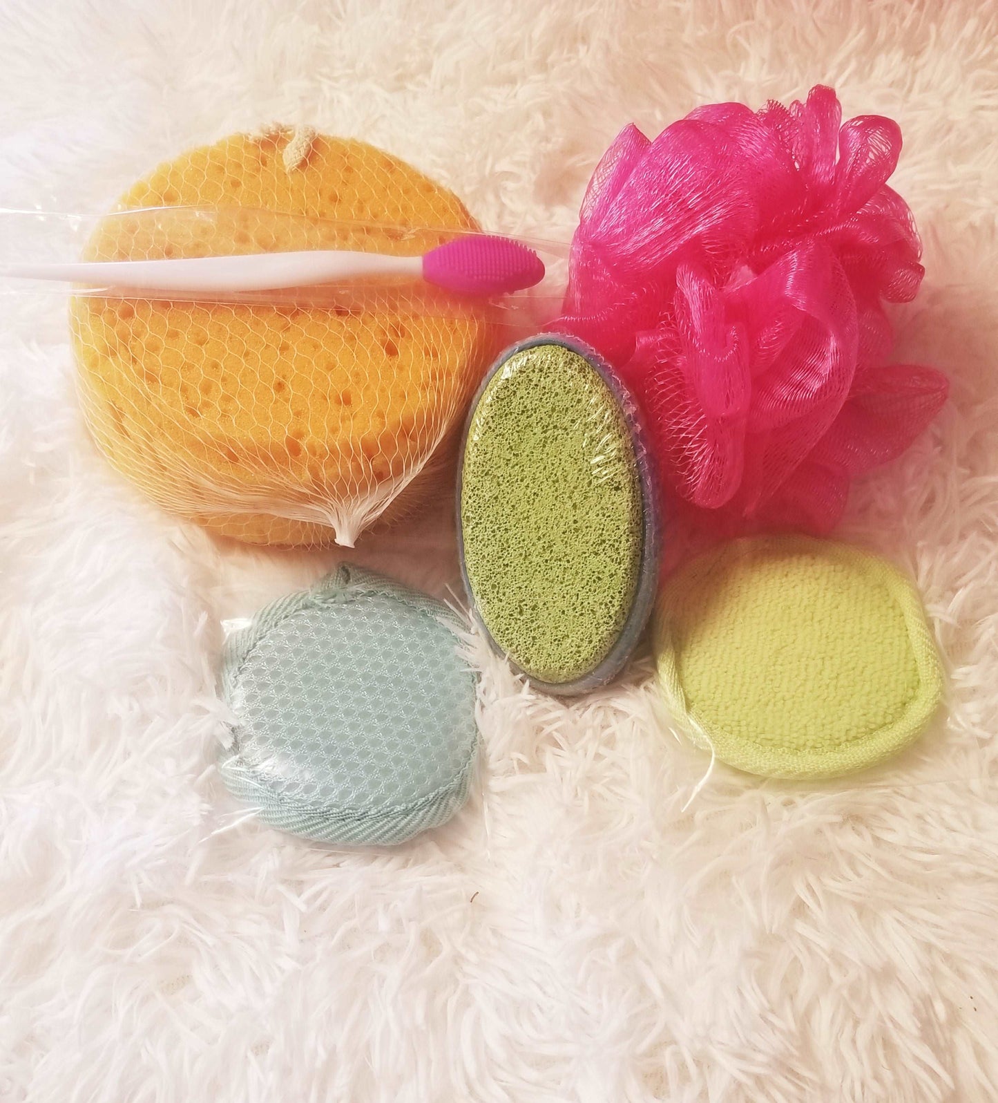 BATH ACCESSORIES